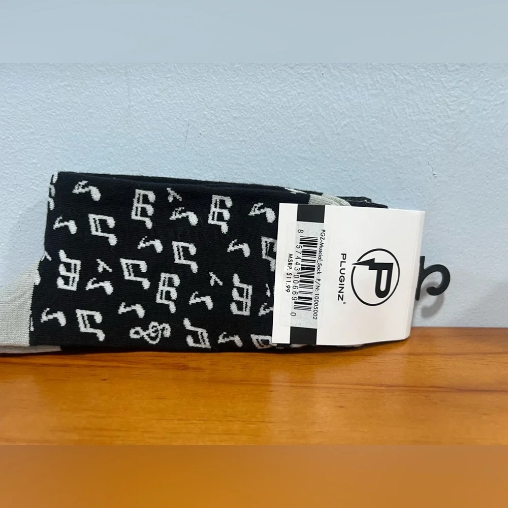 PLUGINZ Music Note Printed Black & White Novelty Socks Concert Musician Music